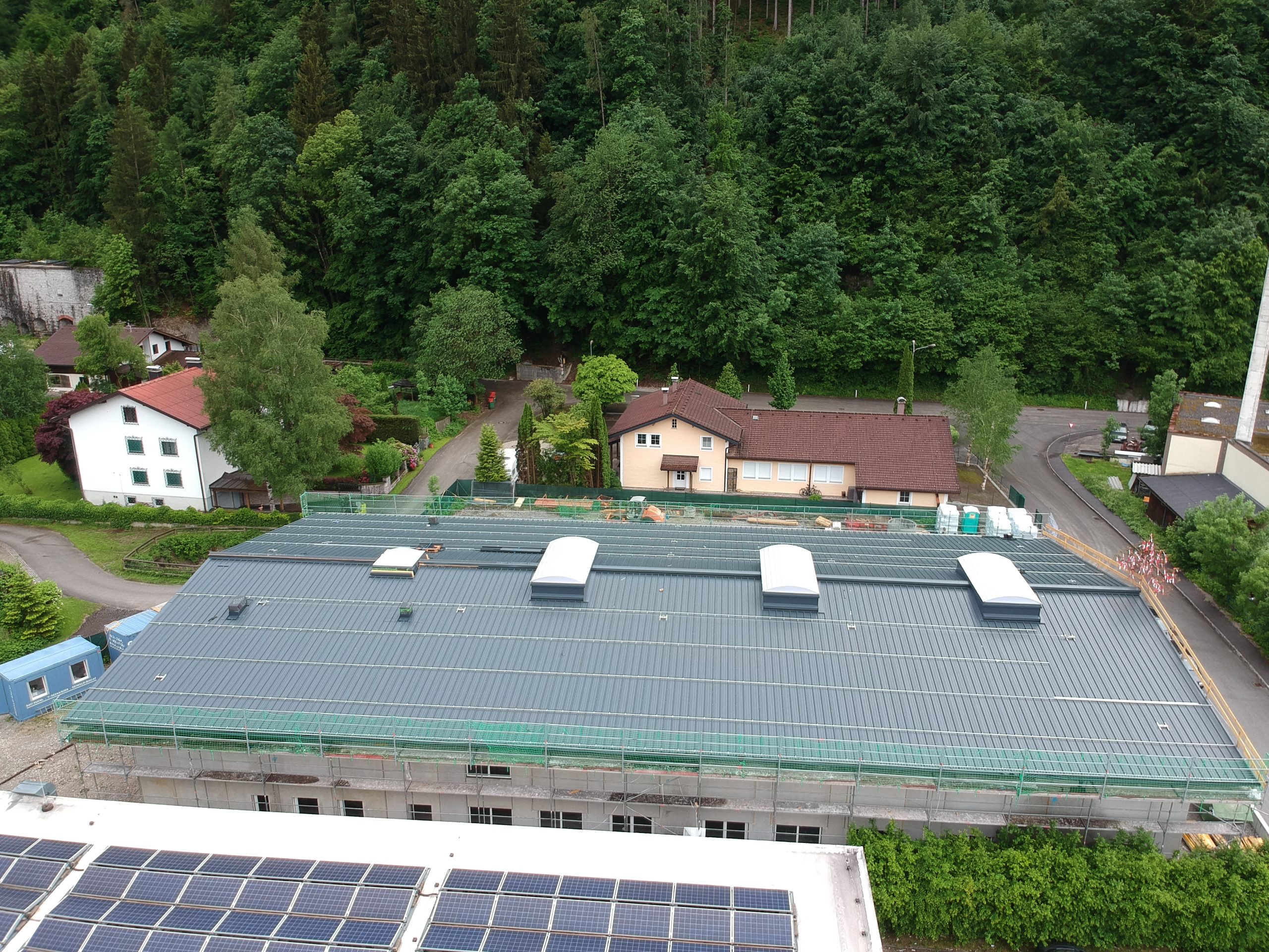 Tondach, Creaton, Metrotile, Bramac, Gerard, Decra, Evertile, Tegola, Nexe, Ikotile, Prefa, Metrapan, S metal, kritine, krovstvo, kleparstvo