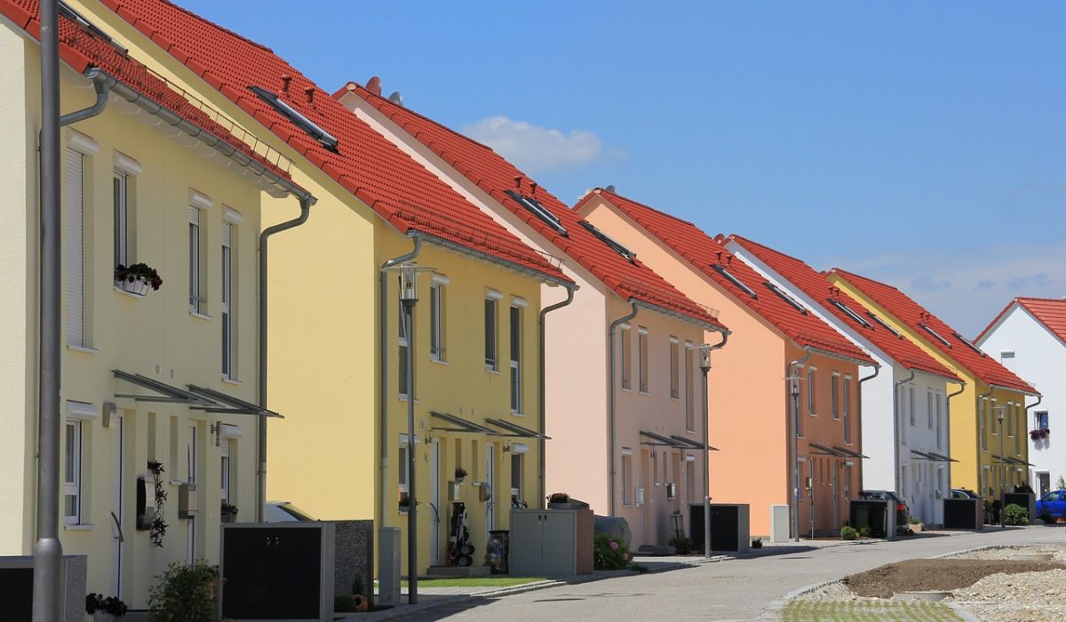 Vloga krovstva pri energetski učinkovitosti, Tondach, Creaton, Metrotile, Bramac, Gerard, Decra, Evertile, Tegola, Nexe, Ikotile, Prefa, Metrapan, S metal, kritine, krovstvo, kleparstvo