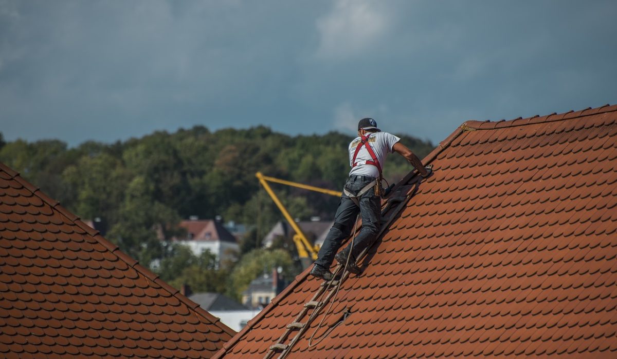 varnost na strehi, Tondach, Creaton, Metrotile, Bramac, Gerard, Decra, Evertile, Tegola, Nexe, Ikotile, Prefa, Metrapan, S metal, kritine, krovstvo, kleparstvo