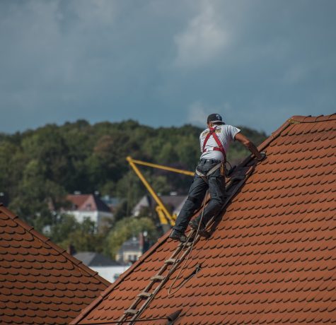 varnost na strehi, Tondach, Creaton, Metrotile, Bramac, Gerard, Decra, Evertile, Tegola, Nexe, Ikotile, Prefa, Metrapan, S metal, kritine, krovstvo, kleparstvo